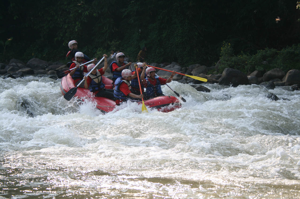 Rafting Sungai Elo, Paket Tour Jogja, Paket Wisata Jogja
