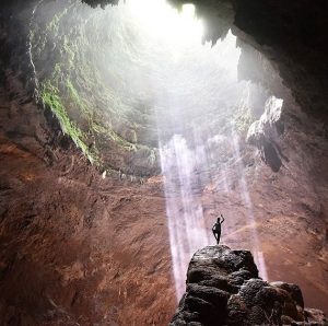 Goa Jomblang Lokasi Aktivitas Rute Tiker Masuk 2020