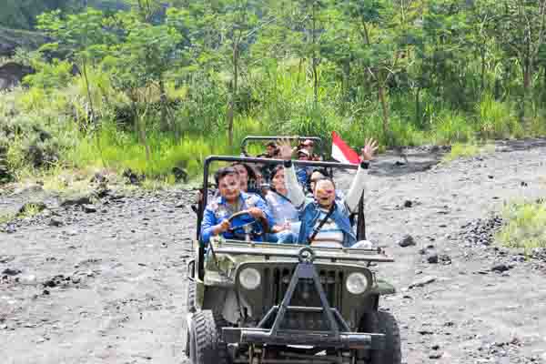 Gathering PT. Indonesia 1 Advertising Surabaya, 11-13 Nov 2016