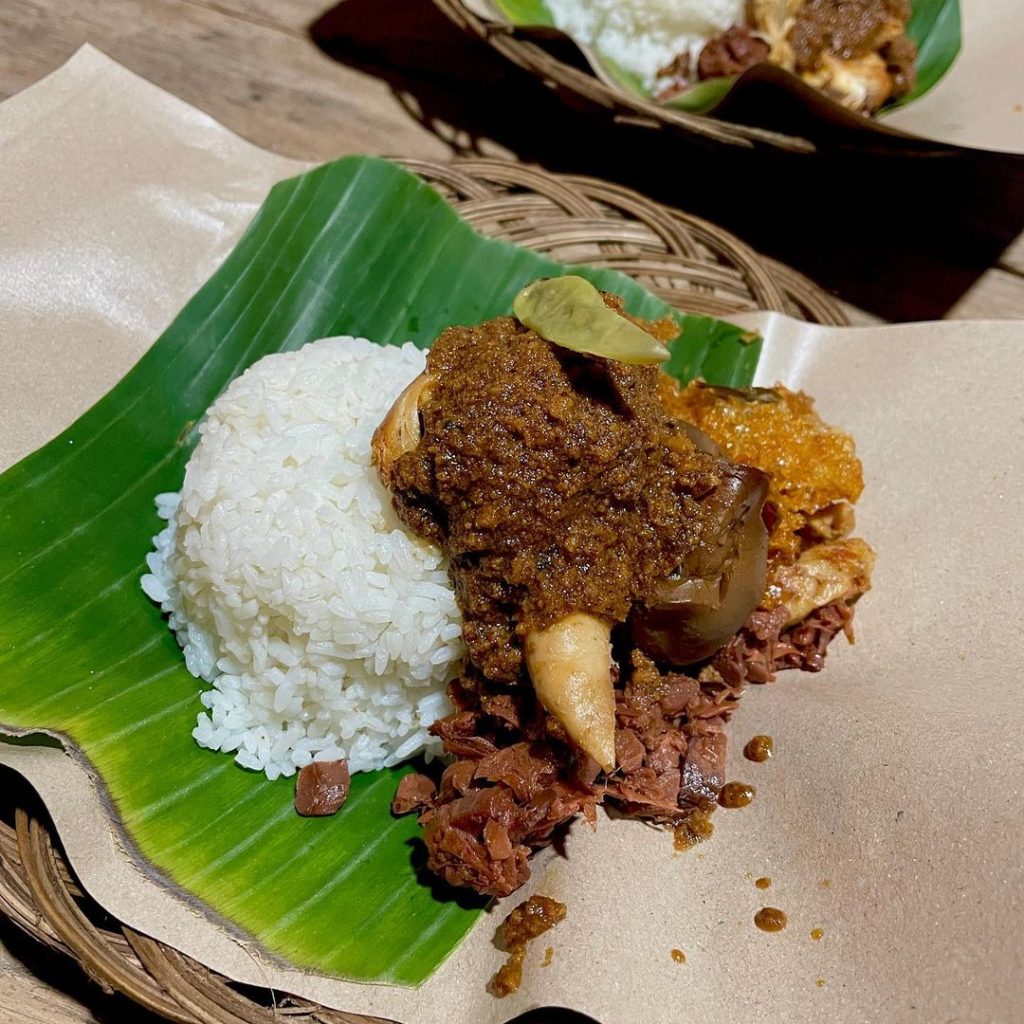 gudeg yu narni 2